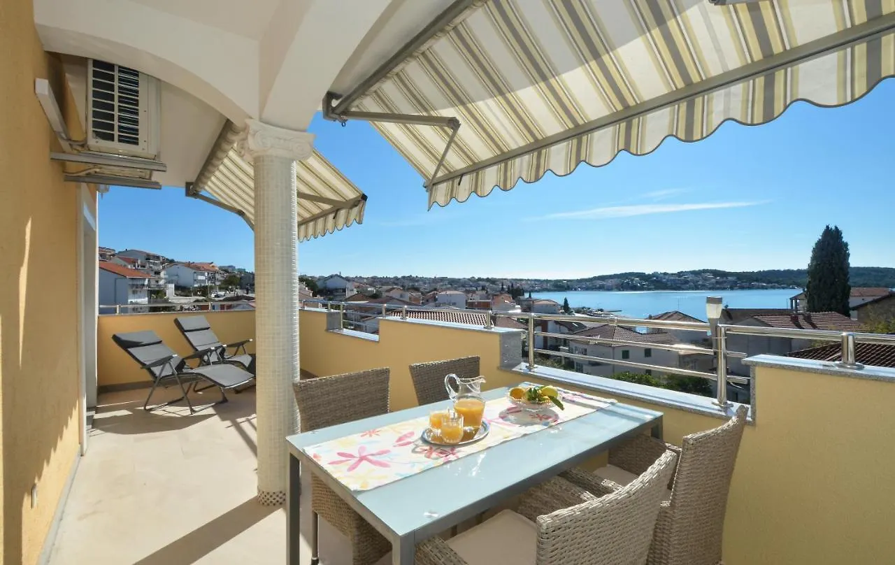 Villa Klaudia Trogir Apartament
