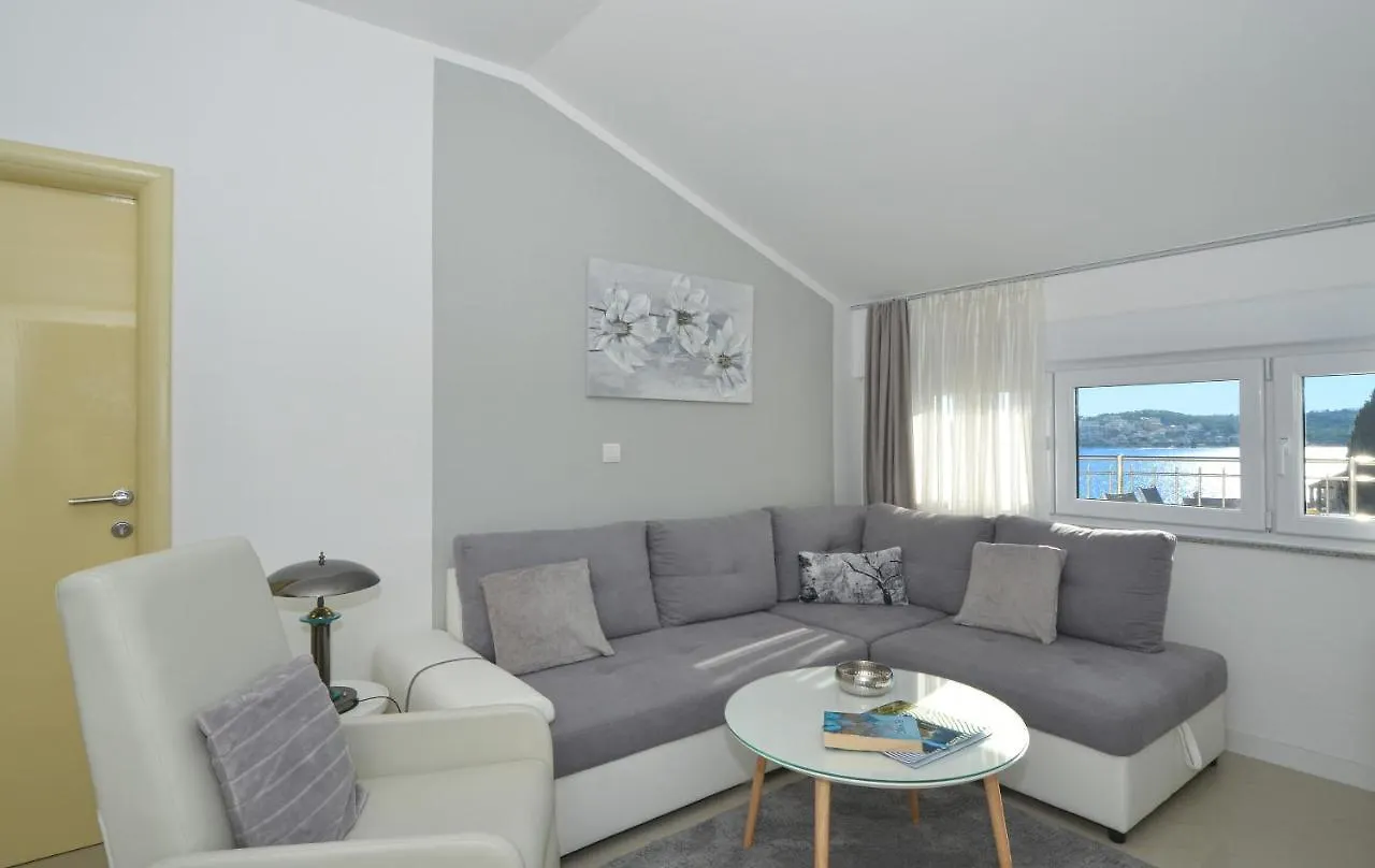 Villa Klaudia Trogir 0*,  Chorvatsko